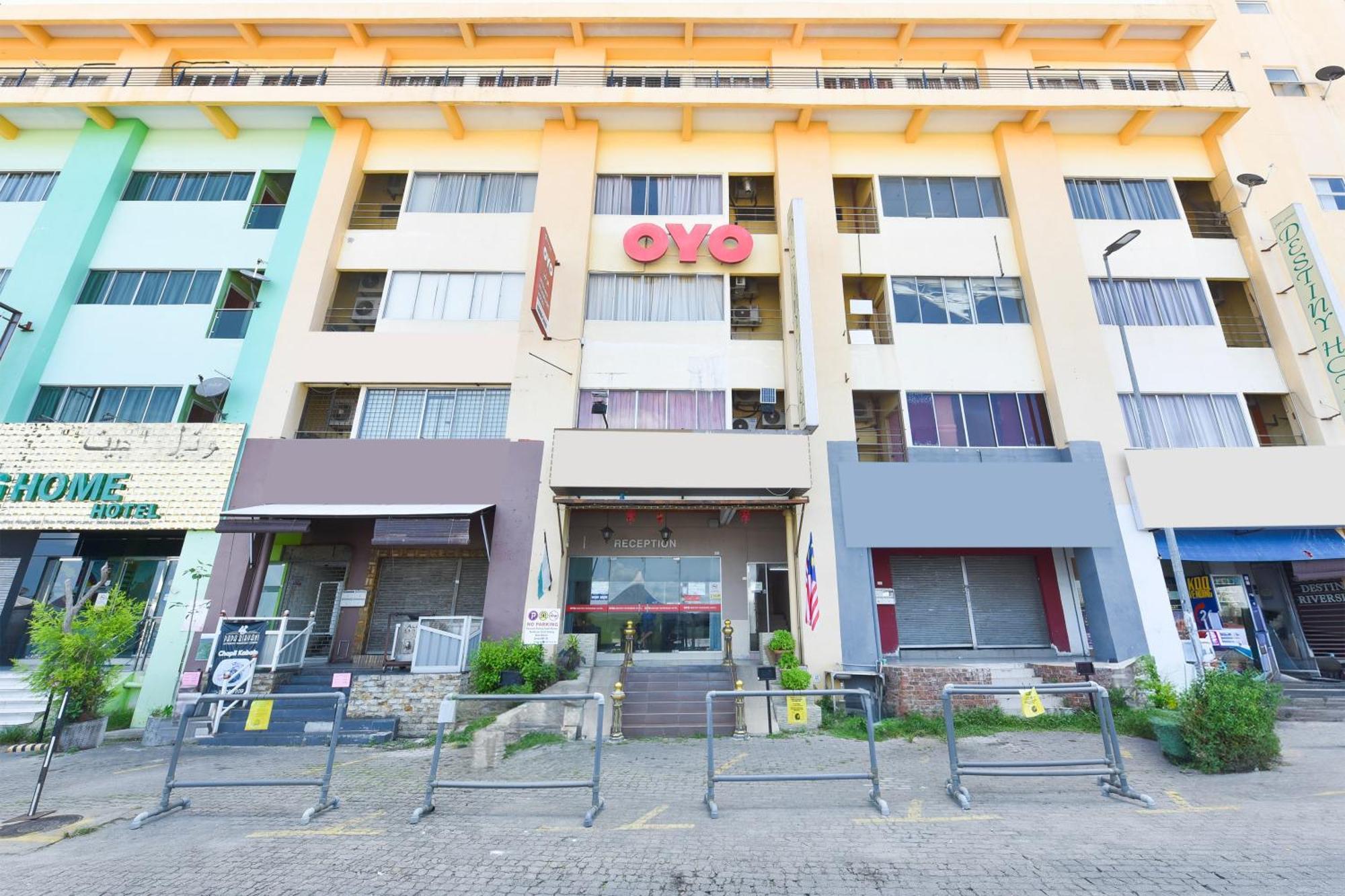 Hotel O G Home Hotel, Kota Bharu, Kelantan. Exterior photo